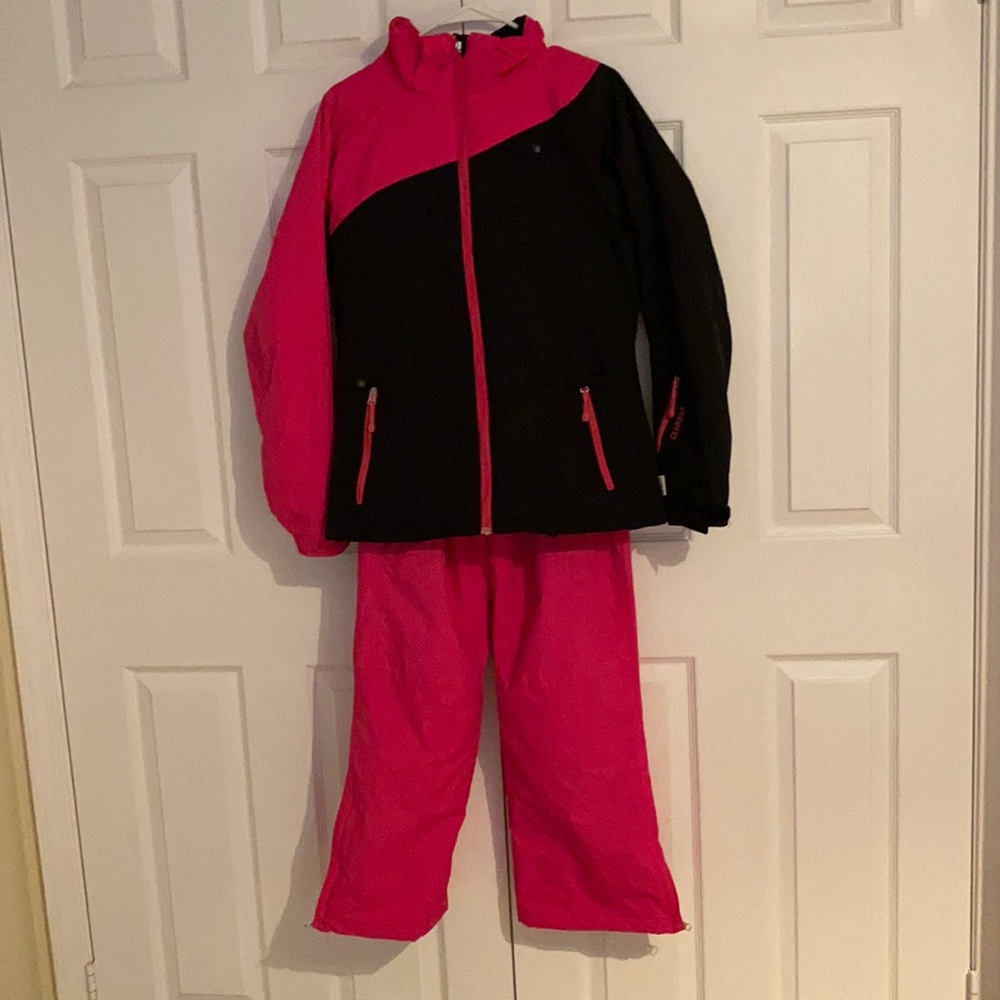 Etirel pink & black teen girl ski jacket & matching pants: Size: age 16.